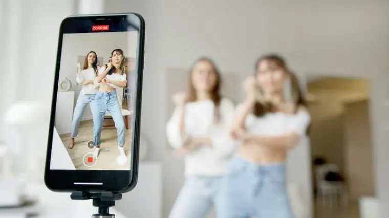 [KVIZ] Bi li preživio/la kao influencer?