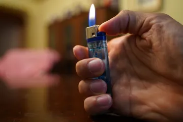 Tragedija kod Siska: Žena se slučajno zapalila upaljačem i umrla