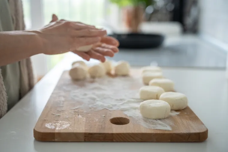 Ako obožavate krafne ovo su recepti za vas: Tijesto će biti mekano i rasko&scaron;no punjeno