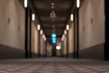 Što krije misteriozna smrt triju djevojaka u hotelskoj sobi? Pojavile se video snimke