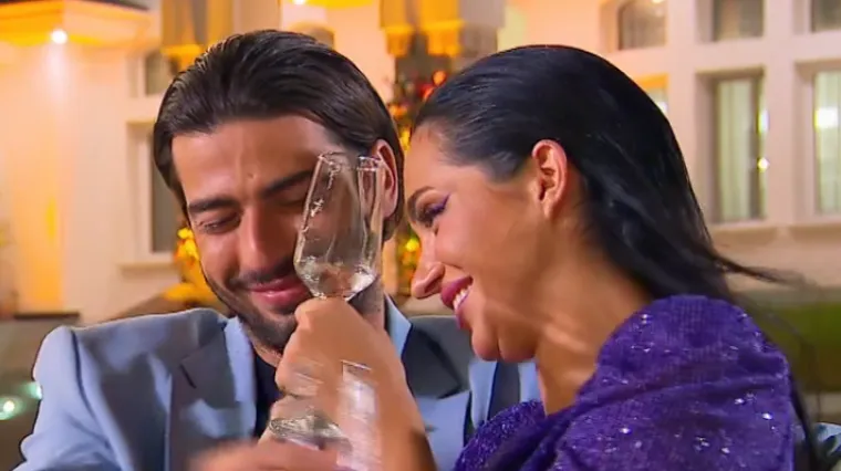 Iskrice sve jače između &Scaron;ime i Laure, pao je jo&scaron; jedan poljubac: 'S njom se osjećam opu&scaron;teno'