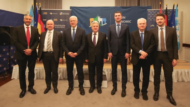 Biv&scaron;i ministar Filipović ukazao na ključne pokretače budućeg razvoja, demokracije i mira