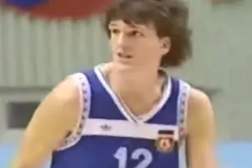 Visoka je preko dva metra, razvela se par puta, a ovako danas izgleda