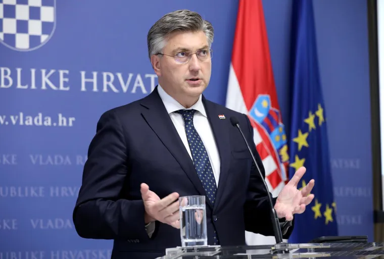 Plenković: 'Imali smo sastanak s četvoricom pilota protiv kojih Srbija priprema optužnice, razgovarao sam s Vučićem'
