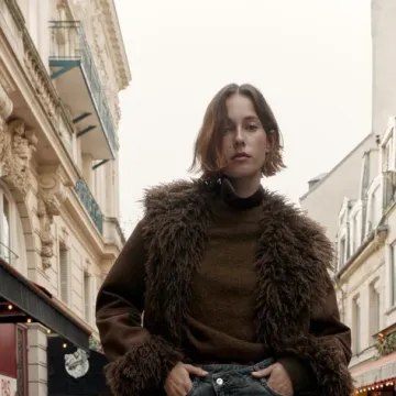 Elegantnije od crnih: Ova boja traperica obilježit će novu sezonu