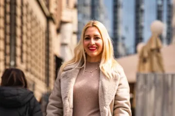 Zagrebačka &scaron;pica obožava Chanel: Elegantna plavu&scaron;a pokazala kako nositi nježne nijanse