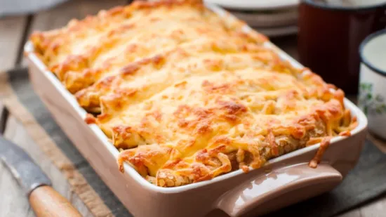 Recept za sočne zapečene palačinke punjene sirom i &scaron;pinatom