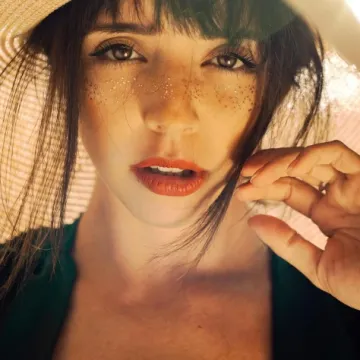 Sun-kissed efekt: Ovo su najbolji bronzeri koje obožavaju i beauty stručnjaci