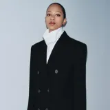 10 savršenih: Crni kaput je bezvremenski klasik koji nikad ne izlazi iz mode