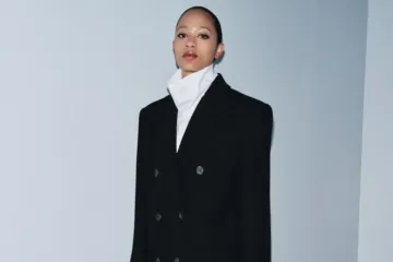 10 savršenih: Crni kaput je bezvremenski klasik koji nikad ne izlazi iz mode