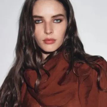 Sezonsko sniženje u Zari: Ove ko&scaron;ulje i bluze možete uloviti za manje od 20 eura