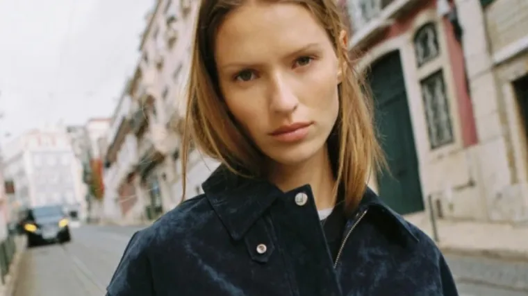 Tamnoplavi kaputi i baloneri su najveći hit prijelazne sezone