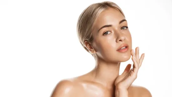 Proljetno buđenje kože: Vodič za prijelaz sa zimske na laganiju kozmetiku