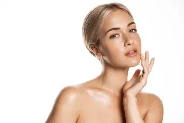 Proljetno buđenje kože: Vodič za prijelaz sa zimske na laganiju kozmetiku