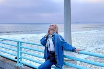 Kraljica jednostavnosti: Jelena Rozga kombinaciju nosivu svaki dan začinila chic detaljem