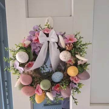 Veseli i &scaron;areni blagdani: 30 prekrasnih uskrsnih vjenčića na&scaron;ih čitateljica