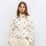 Pull &amp; Bear nas je ugodno iznenadio ponudom elegantnih komada za prijelaznu sezonu