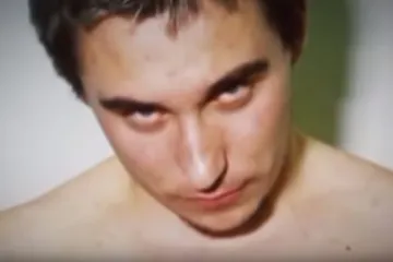 Sisačkog monstruma u lisičinama doveli na sud u pratnji dugih cijevi