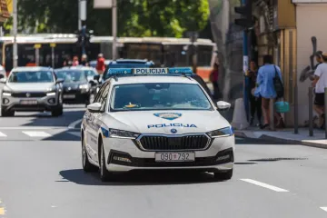Žena (52) u Bakru zapucala iz puške pa završila u pritvoru