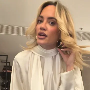 Meri Goldašić pokazala zanosno izdanje za večeru u Beogradu: Znamo gdje je kupila ovu haljinu