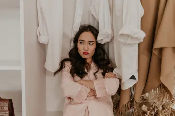 Što kad stigne pozivnica s (ne)jasno definiranim pravilima odijevanja? Zablistaj uz Almine savjete