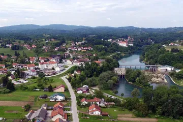 Možda je tu prilika? Grad Ozalj prodaje 15 nekretnina – najmanja ima 18, a najveća 996 kvadrata