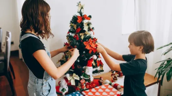 Čarolija Božića: Najbolje aktivnosti i igre za nezaboravne blagdane s djecom