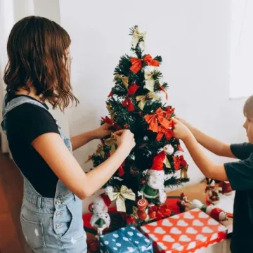 Čarolija Božića: Najbolje aktivnosti i igre za nezaboravne blagdane s djecom
