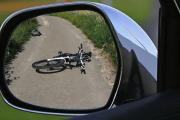 U prometnoj nesreći u Karlovcu teško ozlijeđeno dijete – biciklom je prelazilo preko pješačkog prijelaza u Domobranskoj