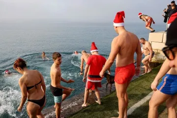 Točno u podne: Deseto novogodi&scaron;nje zimsko kupanje na Morskim orguljama