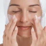 Donesi nove odluke za svoju kožu: Vodič za blistav početak godine