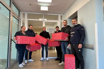 Udruga mladih Dračevac Ninski darovala djecu na Odjelu za pedijatriju OB Zadar