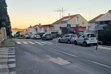 Građani upozoravaju na opasno o&scaron;tećenje ceste kod Ra&scaron;ice: &ldquo;Za motoriste bi moglo biti pogubno&rdquo;