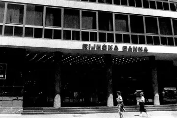 &lsquo;NAĐEMO SE KOD RIJEČKE BANKE&rsquo; O riječkom fenomenu nepoznavanja ulica: Znate li gdje je Trninina ulica?