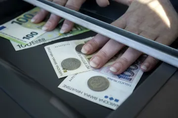 DORH objavio kako su osječke bankarice ukrale milijune: Krivotvoreni potpisi...