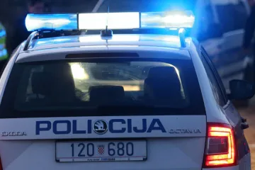 Stariji mu&scaron;karac namjerno zapalio obiteljsku kuću i prijetio članu obitelji