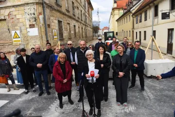 Lijeva opozicija se okupila u Karlovcu i najavila: Tražit ćemo da država financira sanaciju o&scaron;tećenih objekata u Zvijezdi