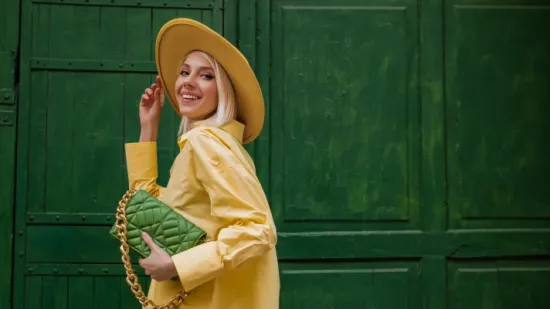 Modni detalji koji uni&scaron;tavaju odjeću: Evo kako pametnim trikovima izbjeći o&scaron;tećenja