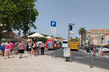 Franković najavio astronomske kazne za cabrio buseve: 'Ono je Divlji zapad'