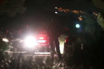 Kr&scaron; i lom na Turnju: Prebrzo vozio pa pogodio znak i sletio u kanal