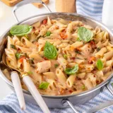 Kremasta tjestenina s piletinom: Ručak na stolu za manje od pola sata