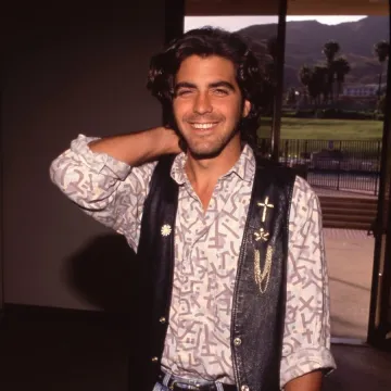 &Scaron;armantni George Clooney ima 65 godina: Evo kako je izgledao kao mladić