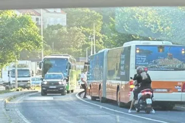 Jo&scaron; uvijek postoje ljudi! Vozač Libertasa zaustavio promet kako bi pomogao kornjači