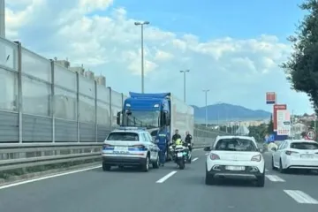 Kaos na riječkoj obilaznici: Rumunj ignorirao policiju pa nastavio voziti kamion u krivom smjeru