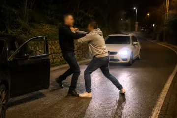 Pijani i drogirani vozač (32) stao na cesti pa napao vozača koji mu je htio pomoći