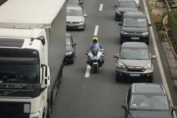 DRAMA NA OBILAZNICI! Policijski motociklist osigurao prolaz te&scaron;ko ozlijeđenoj osobi od Matulja do Rijeke