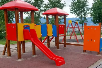 Obnovljena dječja igrali&scaron;ta! Postavljene nove sprave na čak devet lokacija