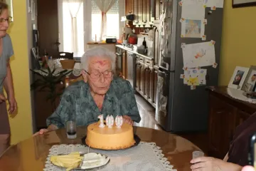 U Đakovu proslavljen poseban jubilej: Baka Ana napunila je 100 godina