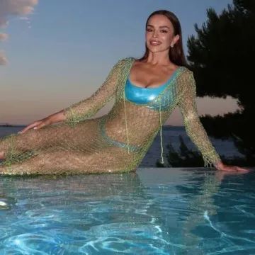 &Scaron;to poznate Hrvatice nose na plaži: Severina i Ella u bikiniju, Nina u kostimu hrvatskog brenda