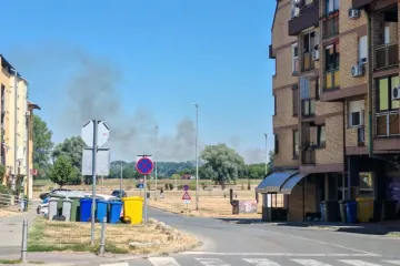 Vatra buknula u Tvrđavici: Na teren odmah iza&scaron;li osječki vatrogasci, stiglo i pojačanje